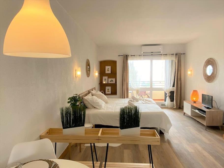 Studio With Great Sea View, Near The Beach, With Ac And Pools Albufeira Exterior photo